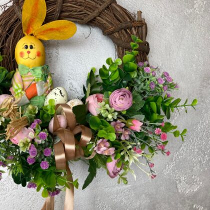 Wianek na drzwi z zającem, średnica 38 cm