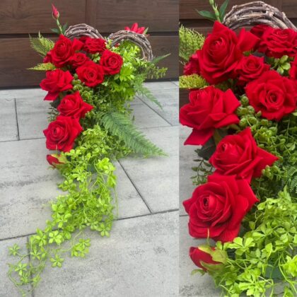 Kompozycja nagrobna , dekoracja na cmentarz kosz serce