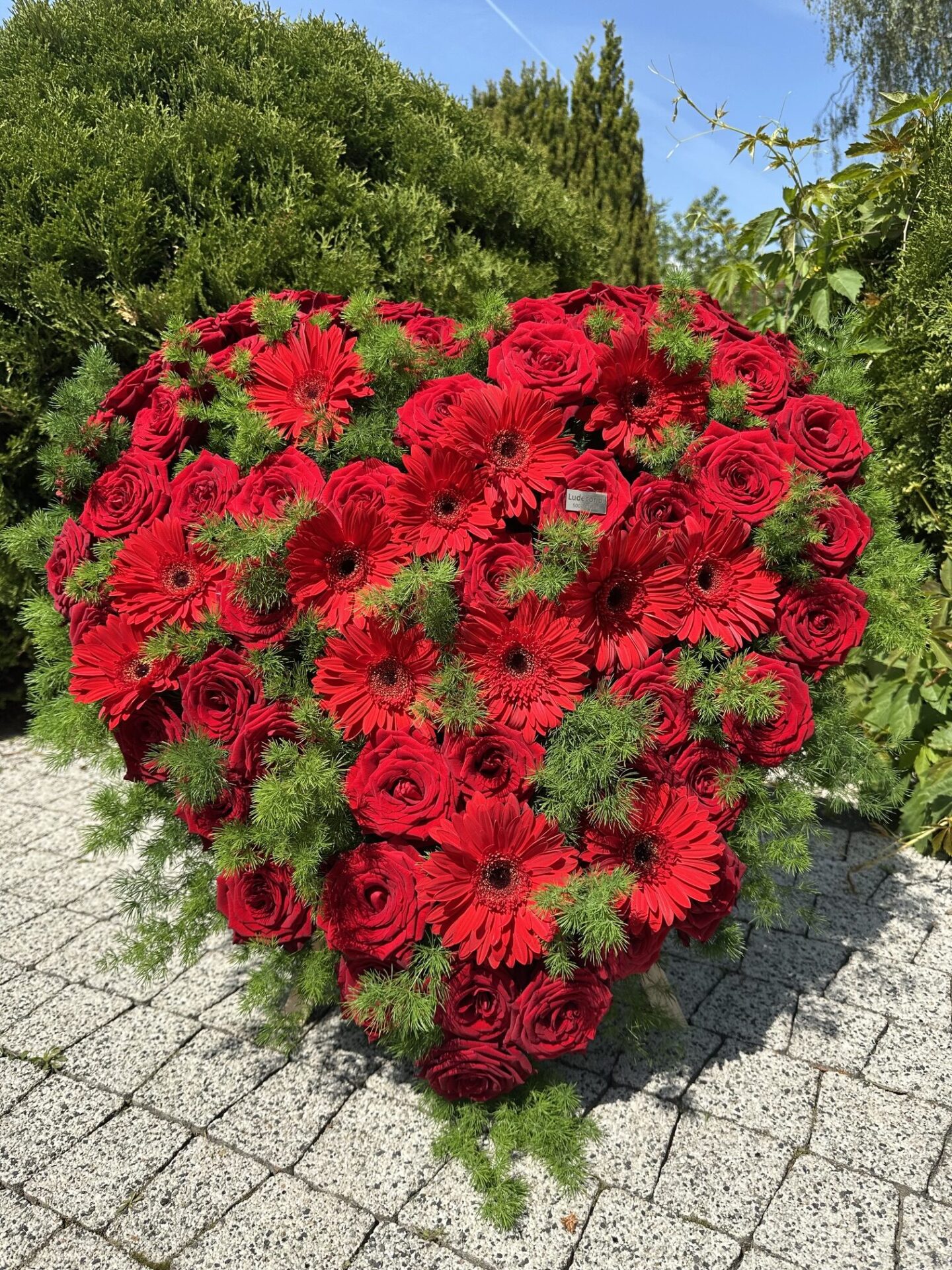 Naturalne serce nagrobne 72x62 cm